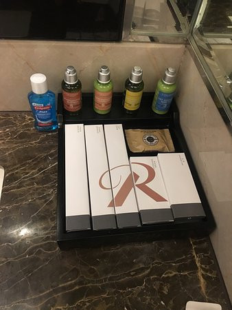 成都仁和春天酒店主图
