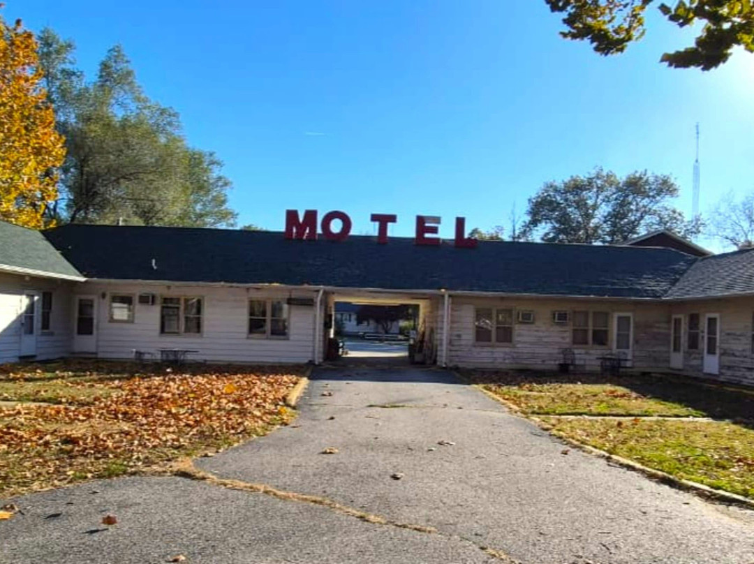 Sycamore Motel Havana IL Near Illinois River