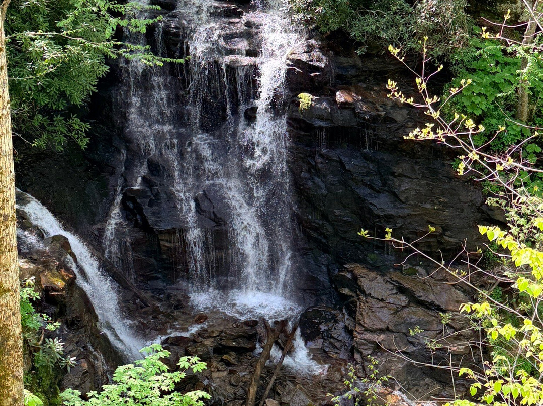 Soco Falls-Maggie Valley必去景点