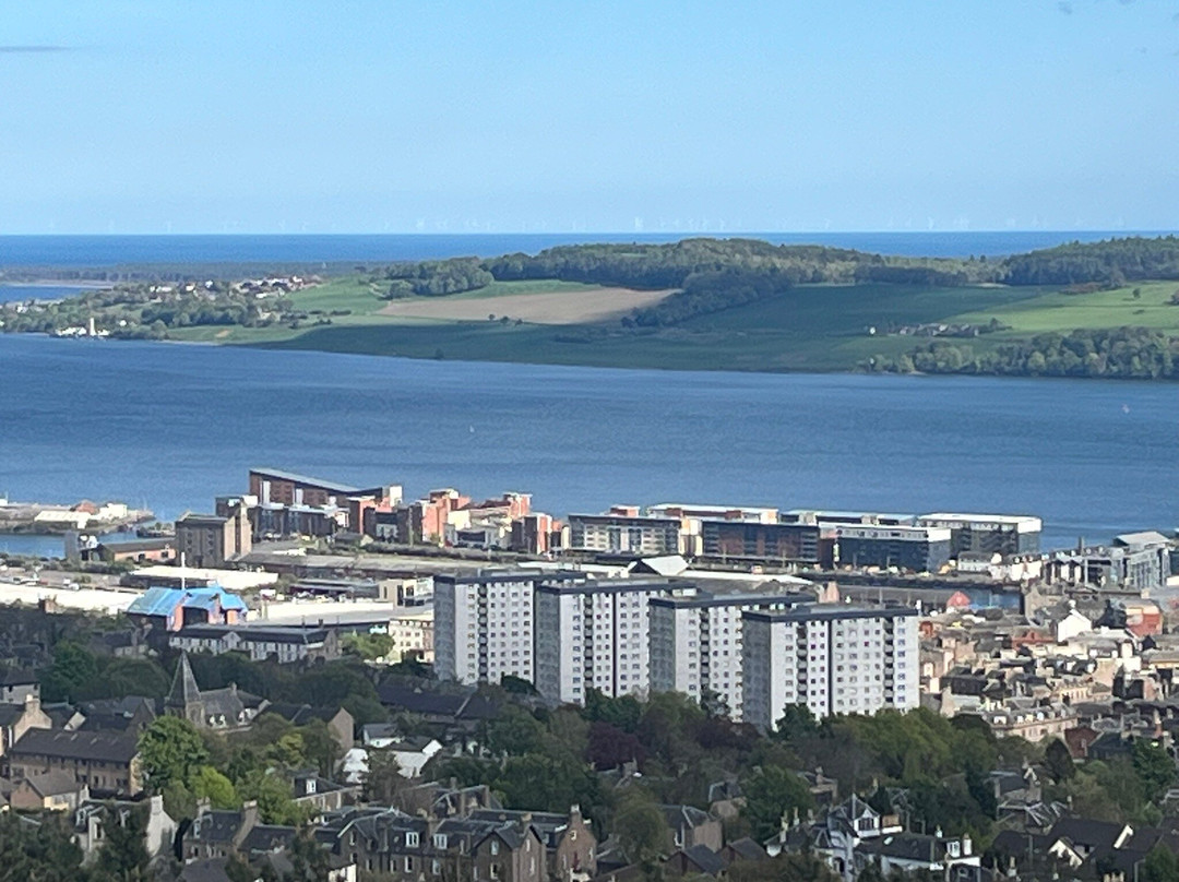 The Dundee Law-敦提必去景点