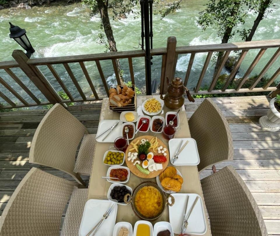 IVA River Bungalows