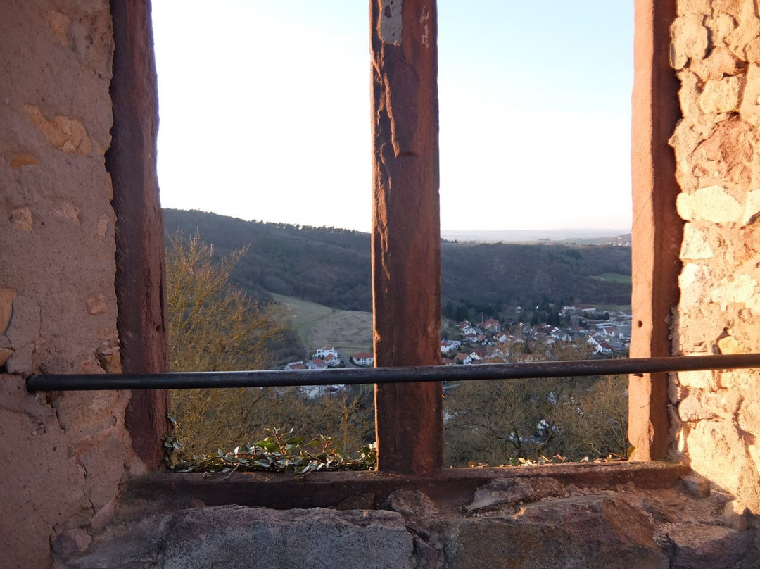 Burgruine Altenbaumburg-Altenbamberg必去景点