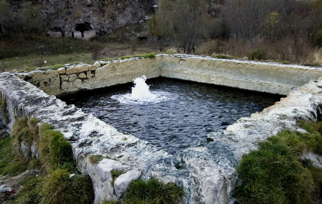 Minkend İstisu Spring-Lachin必去景点