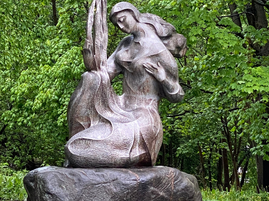 Pribrezhny Park Pobedy and Onezhskaya Embankment-彼得罗扎沃茨克必去景点