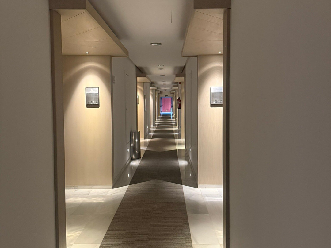 格兰康尼尔水疗时尚酒店主图