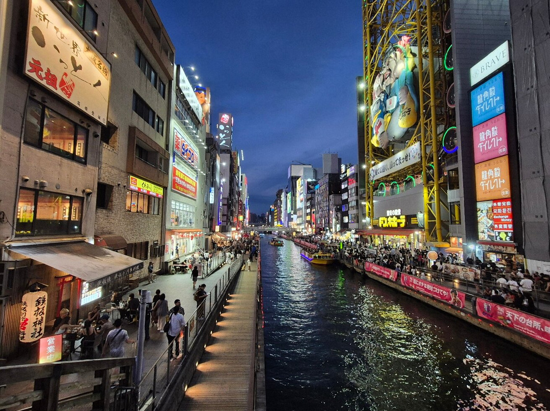 道顿堀河畔散步路-Dotombori必去景点