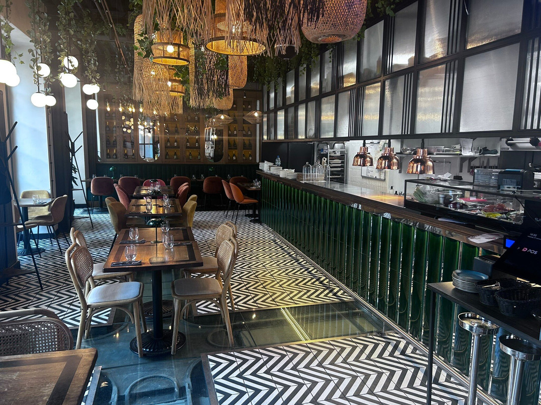 Paradiso Kitchen & Cocktails