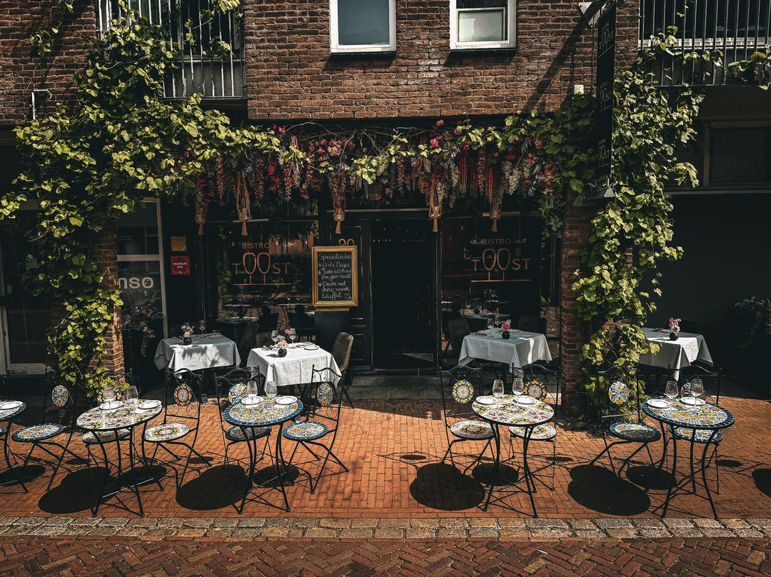 Bistro Toost