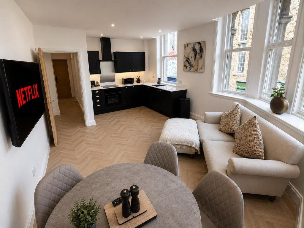 Castle Chambers Serviced Apartments