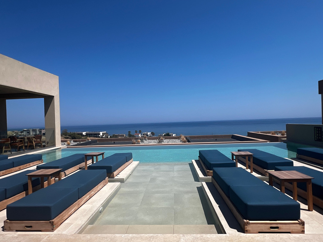 Este Elegant Suites & Villas