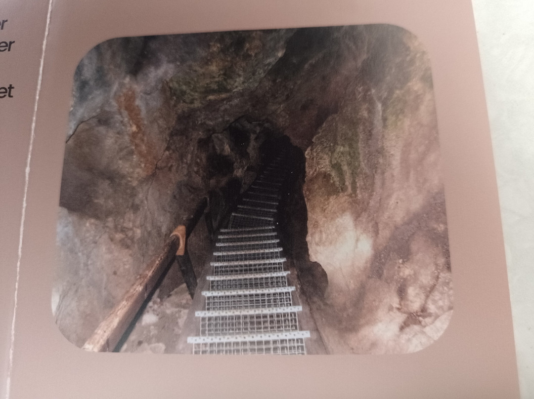 Allander Tropfsteinhöhle-Alland必去景点