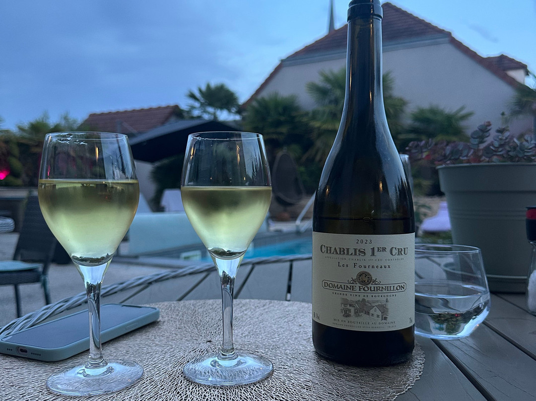 Gîte de la Villa de la Croix Avec Piscine et Parking à 4 Minutes de l'A26主图