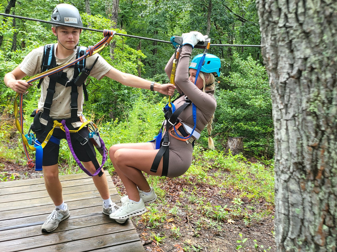 Upstate Zipline-Sunset必去景点