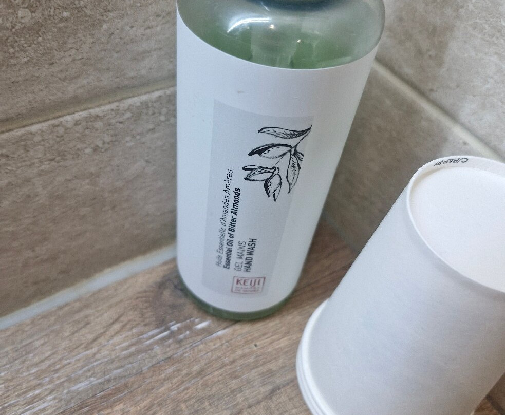 基里亚德全景优品酒店主图