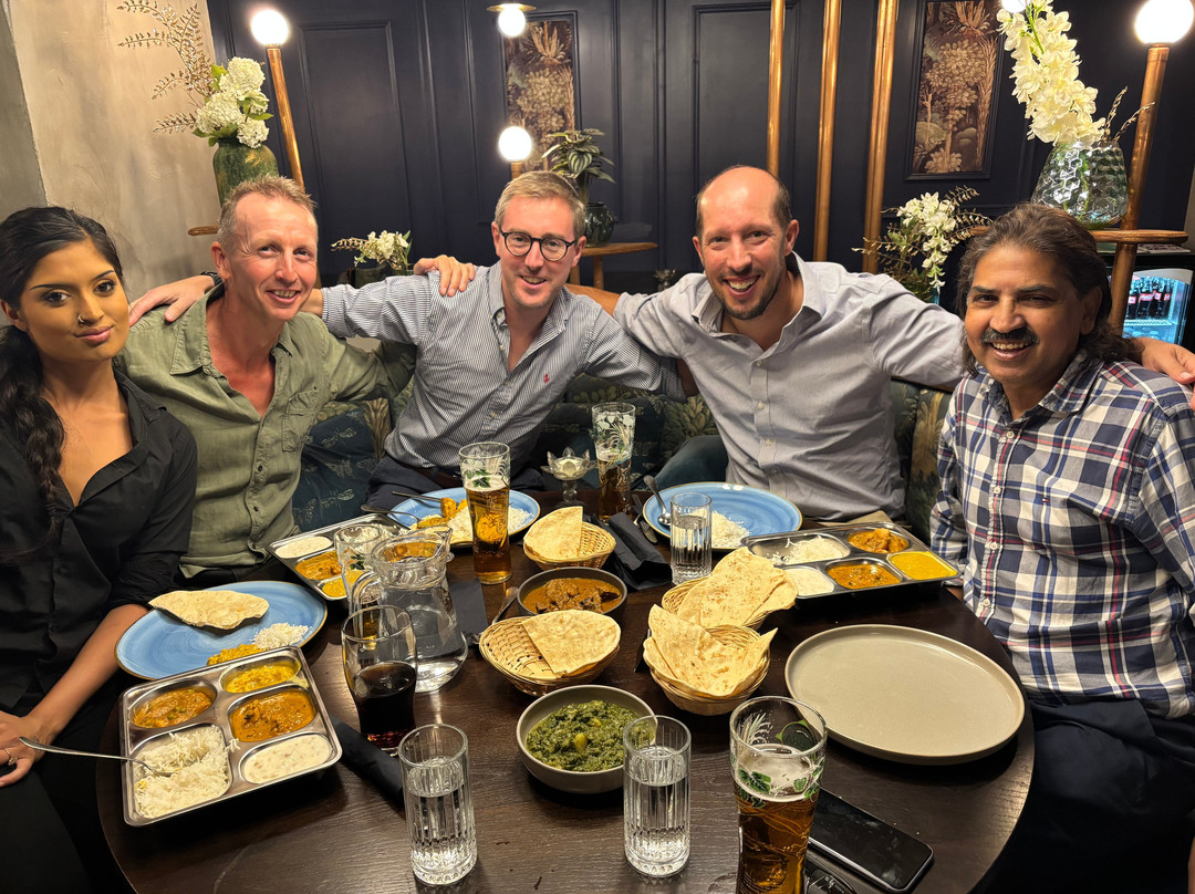 Manny and Mo's Dine India