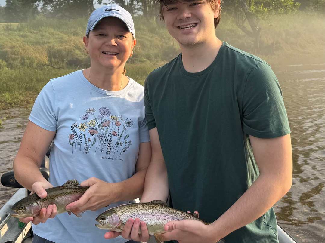 Cotter Trout Dock Guided Trout Fishing Tours-Cotter必去景点