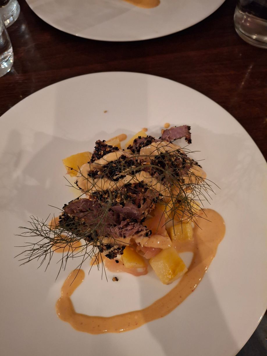 阿赫尼斯联排别墅酒店和海鲜餐厅-旅行者