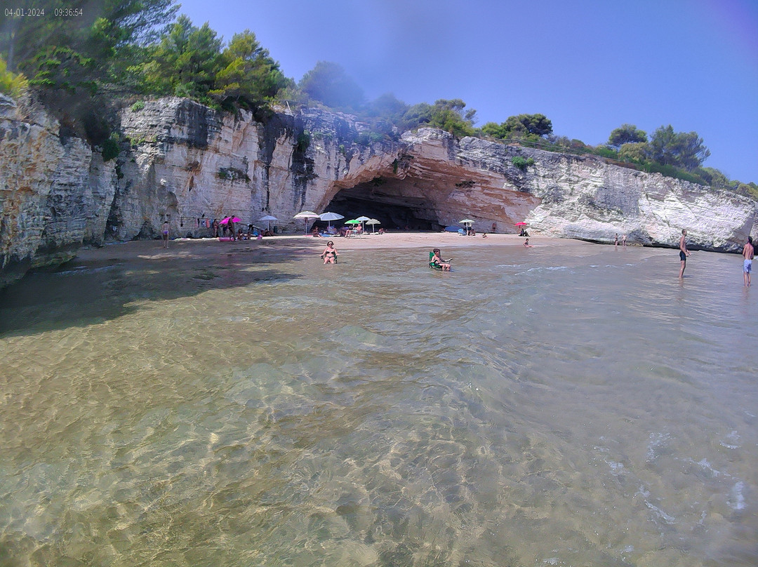 Spiaggia dei Colombi-维耶斯泰必去景点