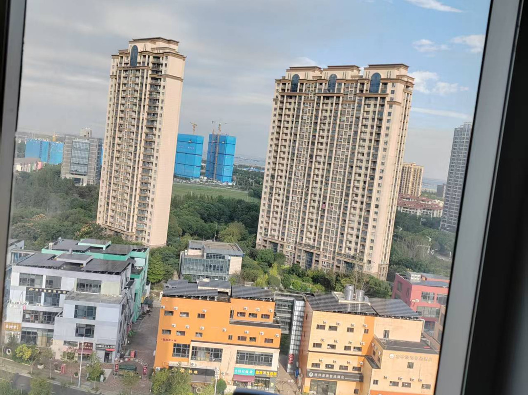 常熟理文雅高铂尔曼酒店主图