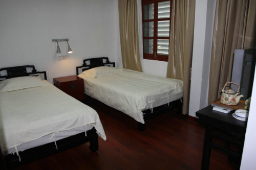 隐逸月湖别墅酒店主图