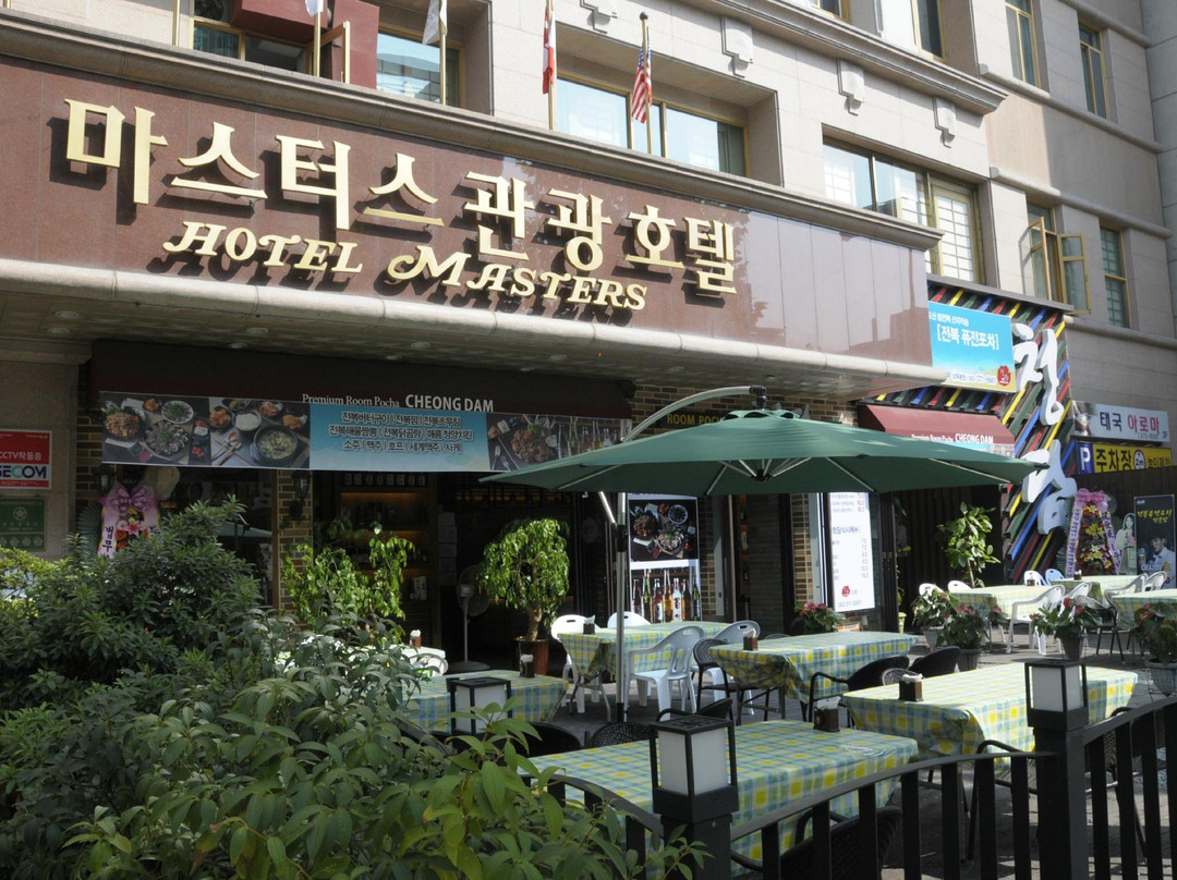 Tourist Hotel Masters