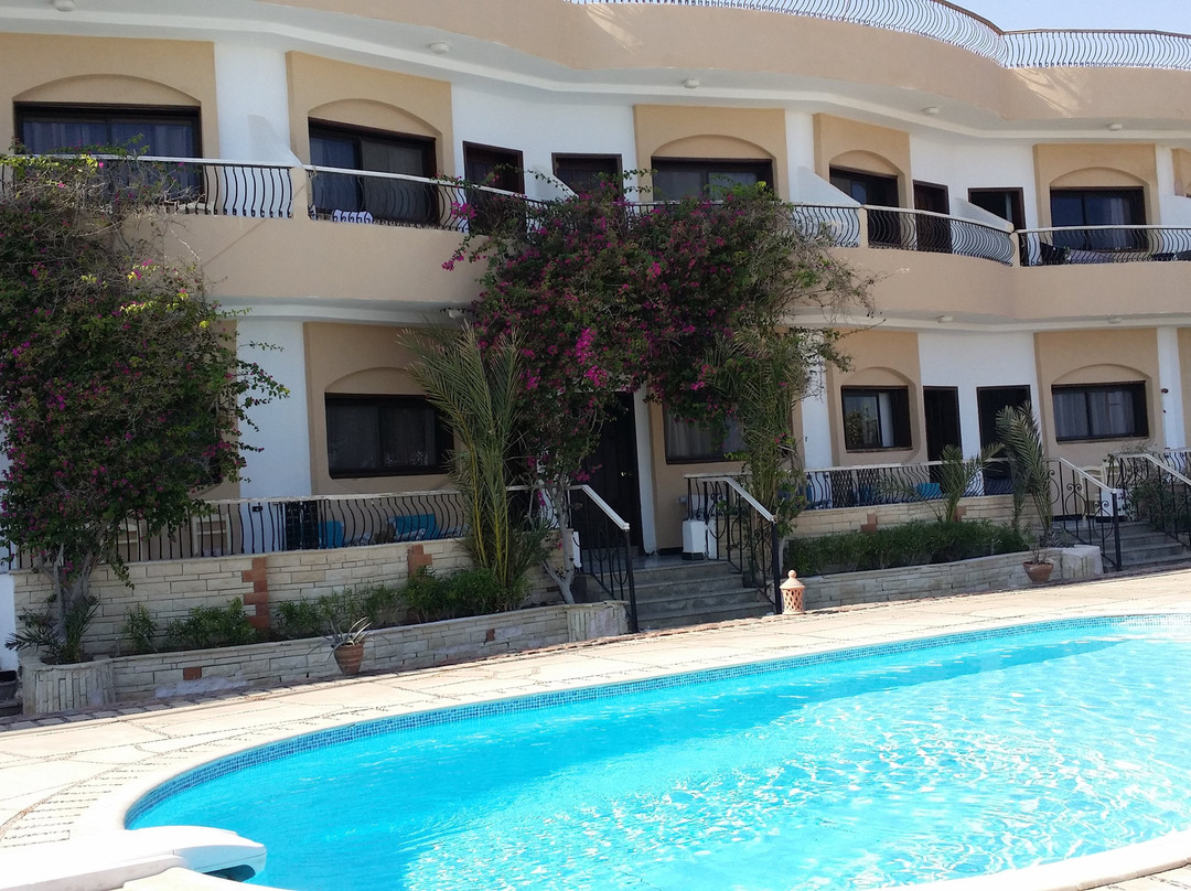 Al Bad'酒店住宿-Coral Coast Hotel