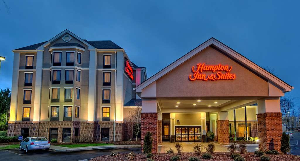 Hampton Inn & Suites Asheville Airport主图