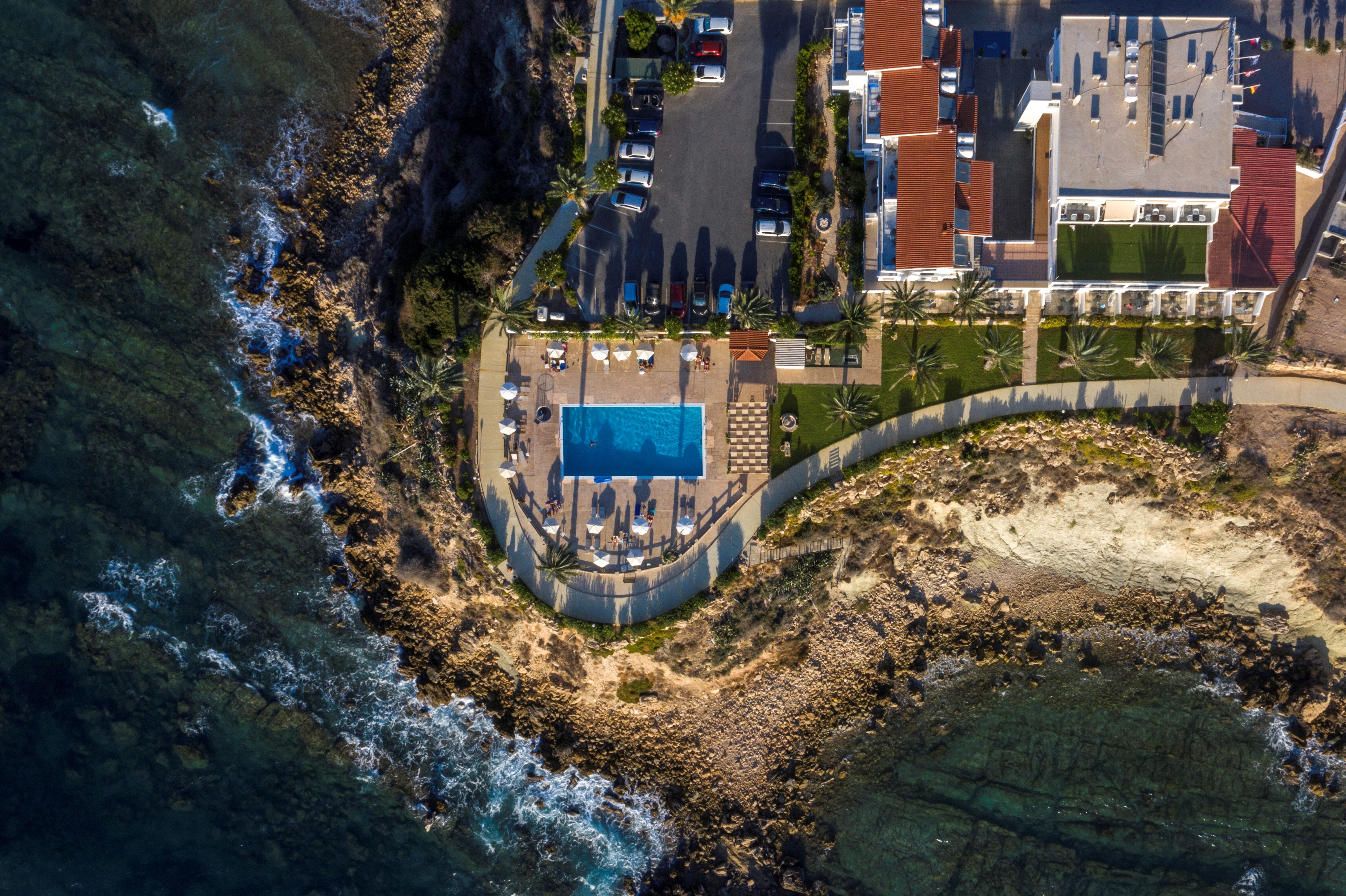 Vrachia Beach Hotel & Suites-官方