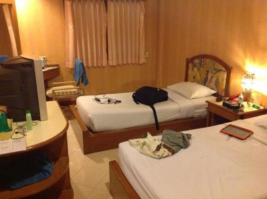 Sawasdipong Hotel