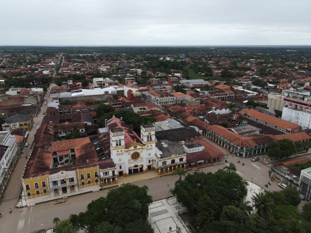 Hotel Laguna Jardin主图