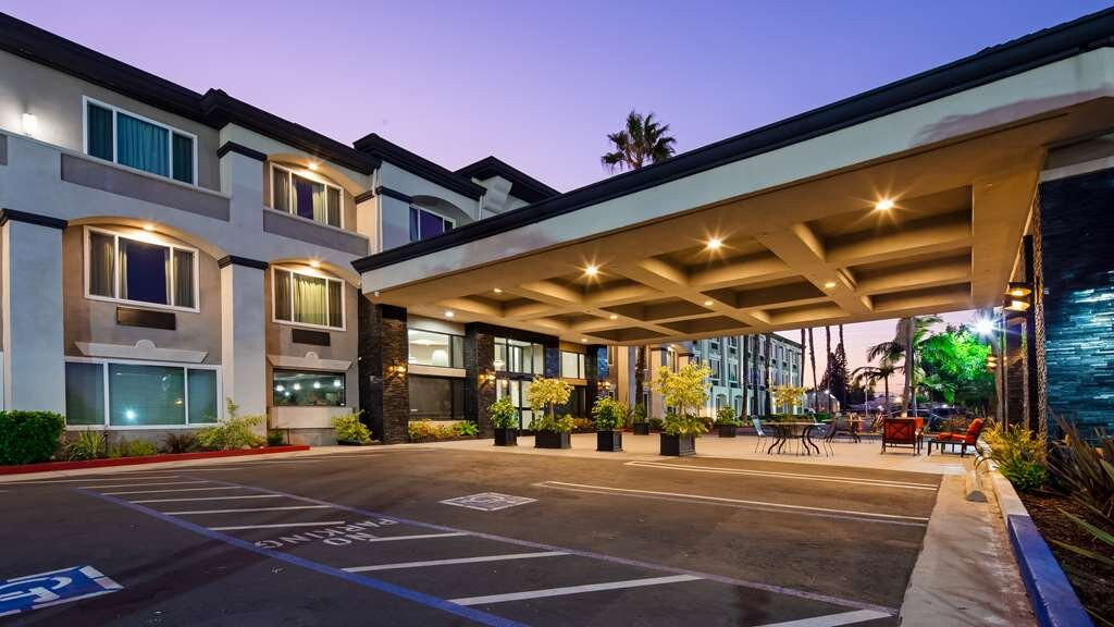 Best Western Plus Anaheim Orange County Hotel主图