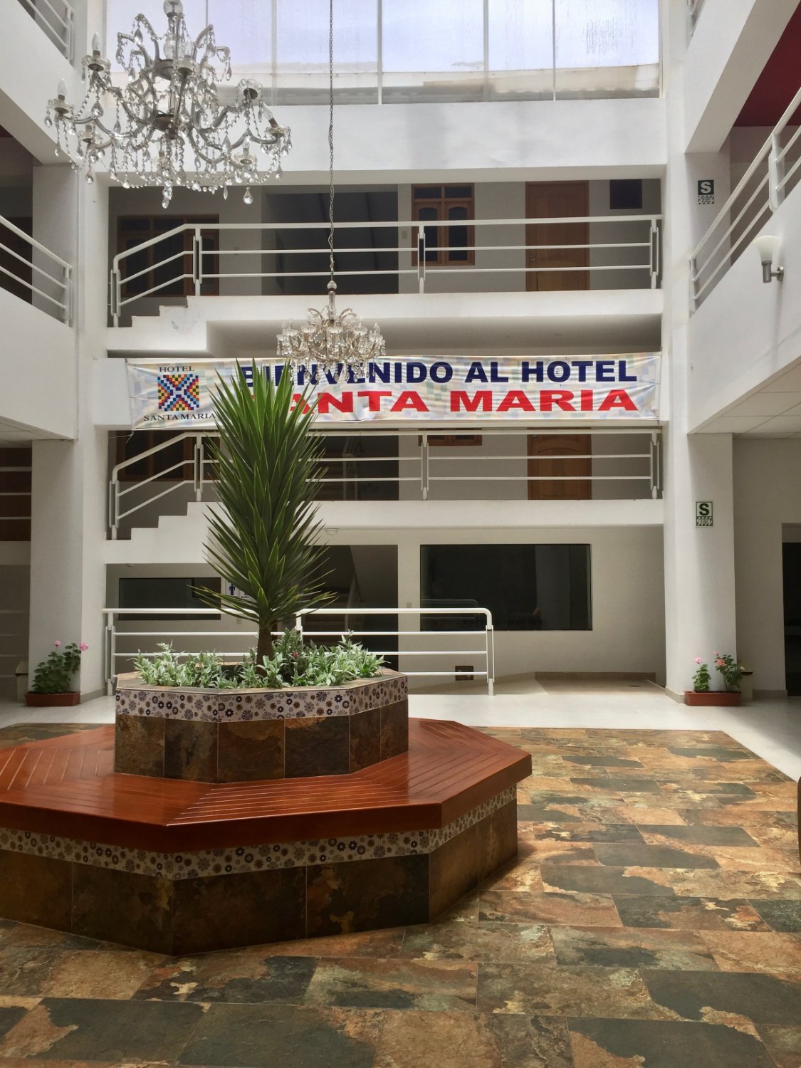 Hotel Santa Maria - Huamachuco-官方