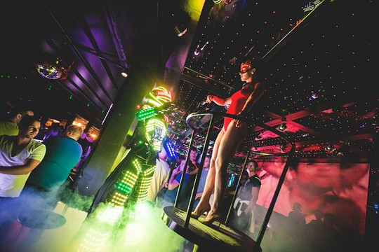 Saint & Sinner-波雷奇必去景点