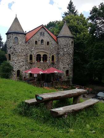 Jagdschloss Holzberg主图