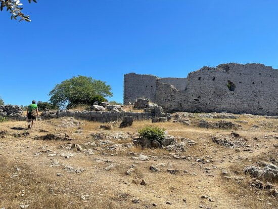 Ansedonia Citta Romana di Cosa景点图片