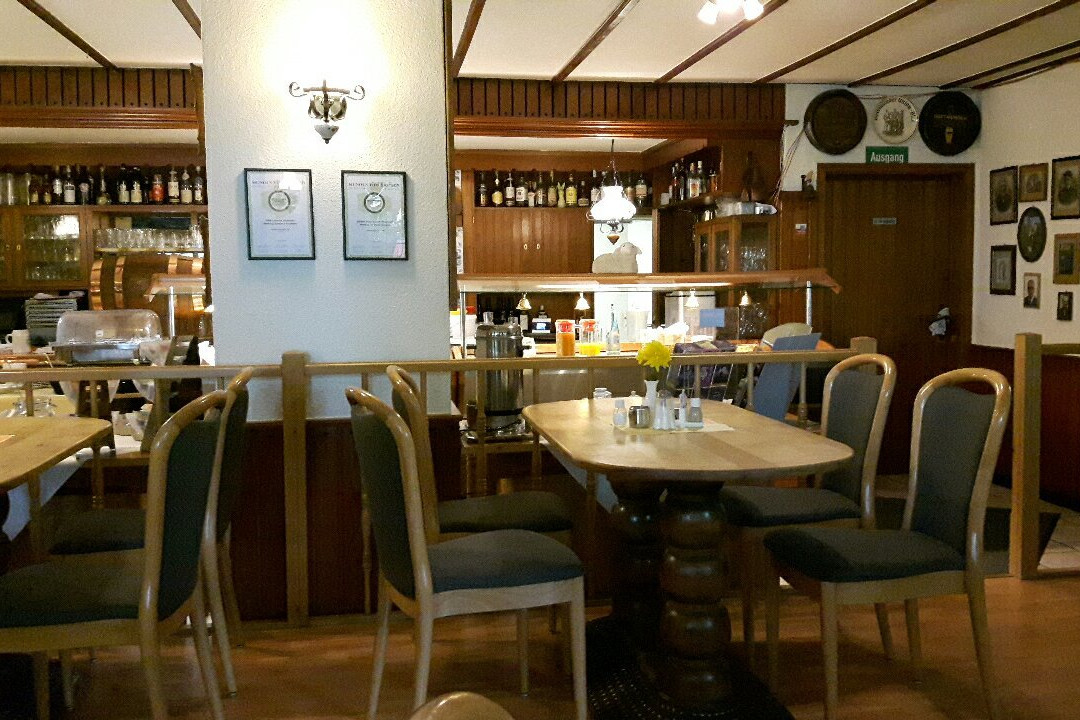 Hotel Haus Ruhrbruecke主图