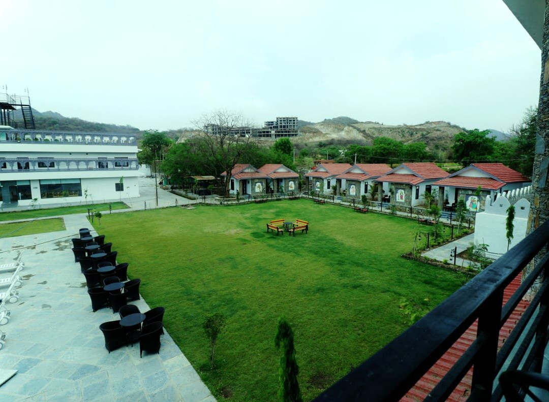 Keshav Resort