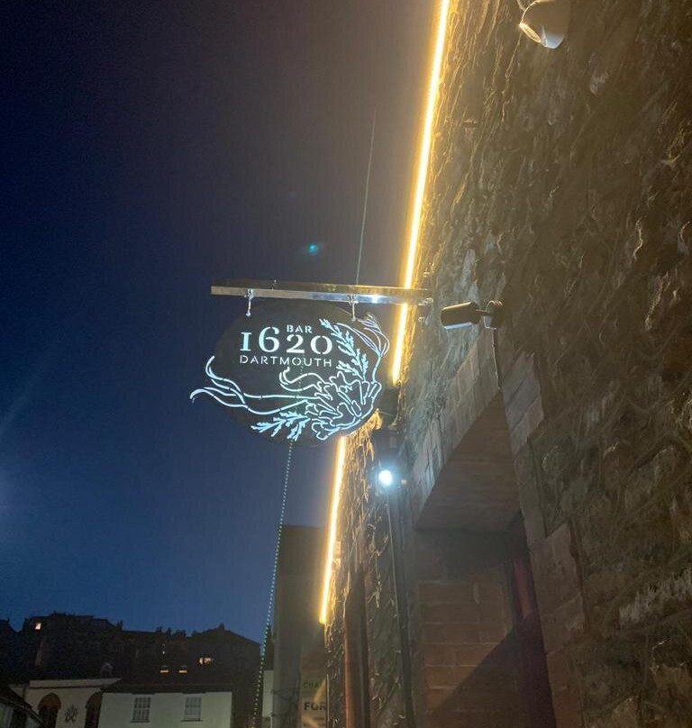 Bar 1620-达特茅斯必去景点