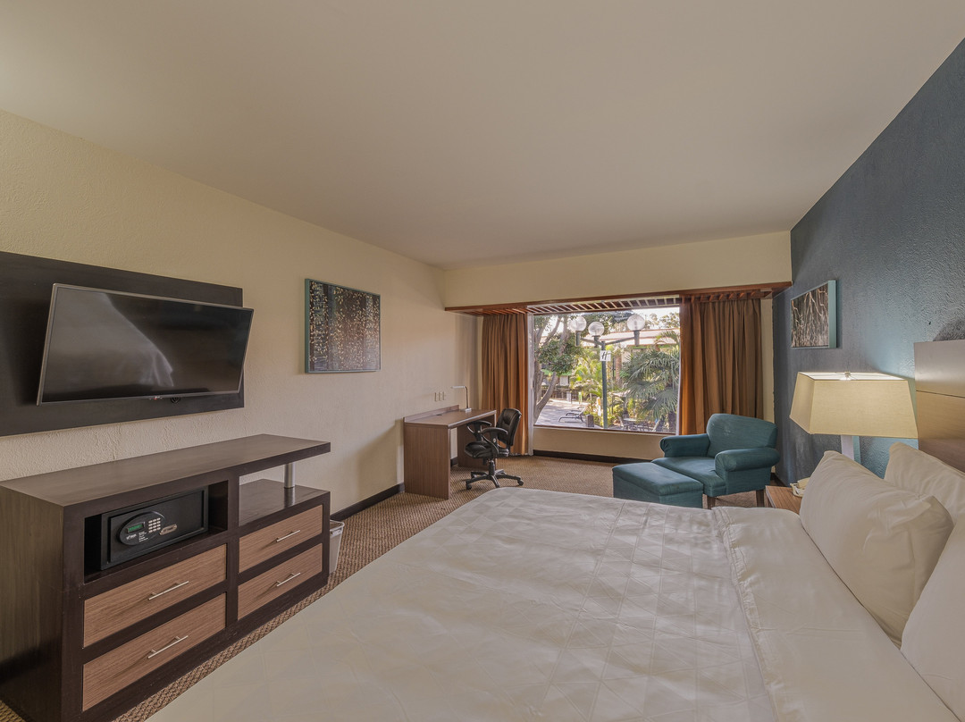 Holiday Inn Guadalajara Expo主图