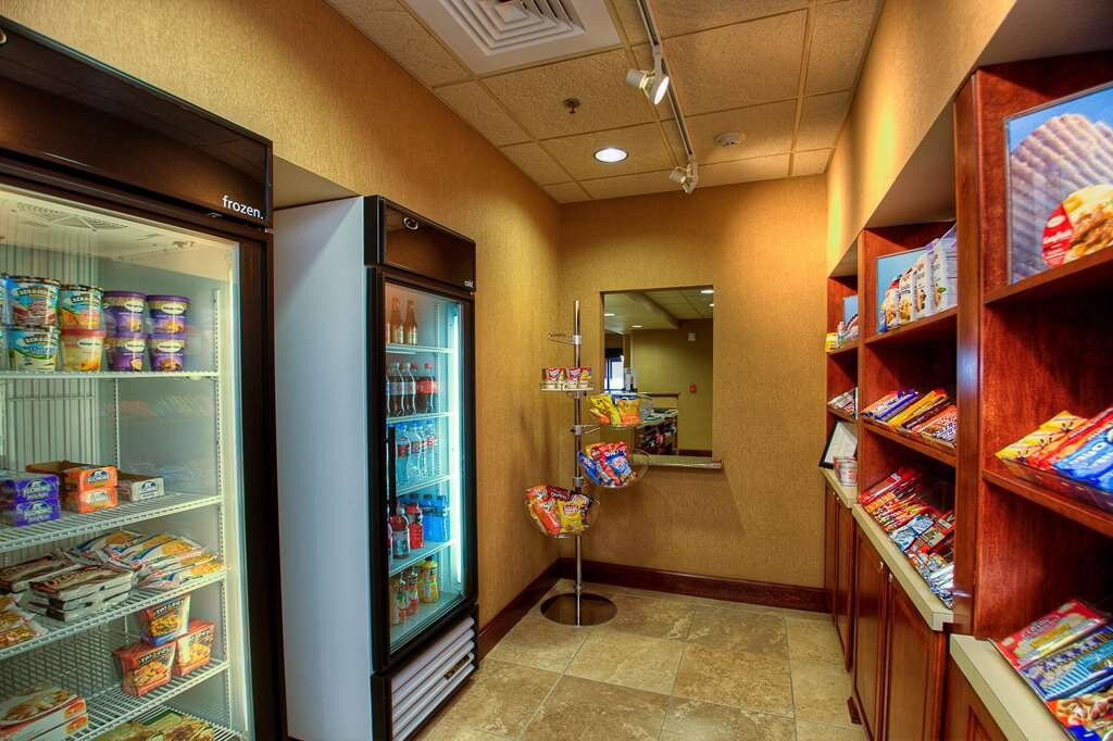 Hampton Inn & Suites Mountain Home主图