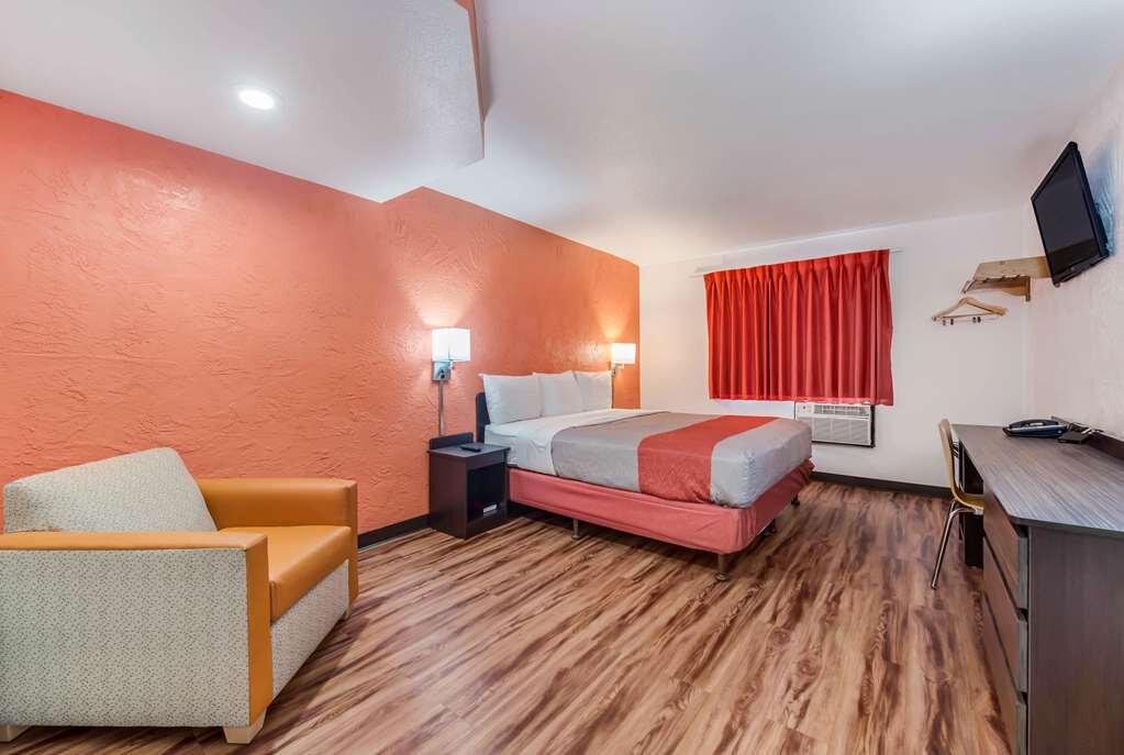 Motel 6 St Paul I-94-官方