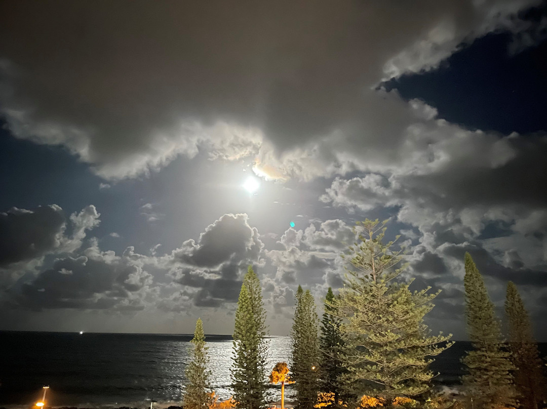 穆尔拉巴海滨度假村主图