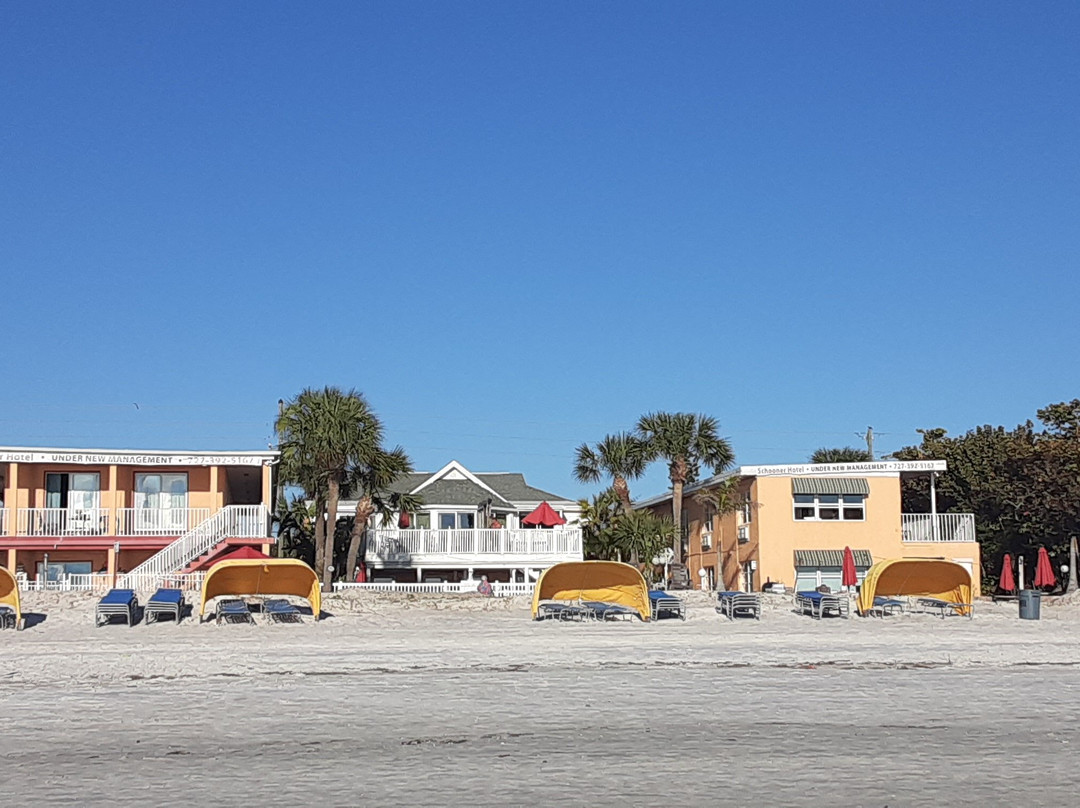 Schooner Hotel主图