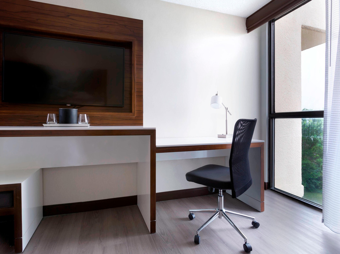 格林斯博罗高点机场万豪酒店主图