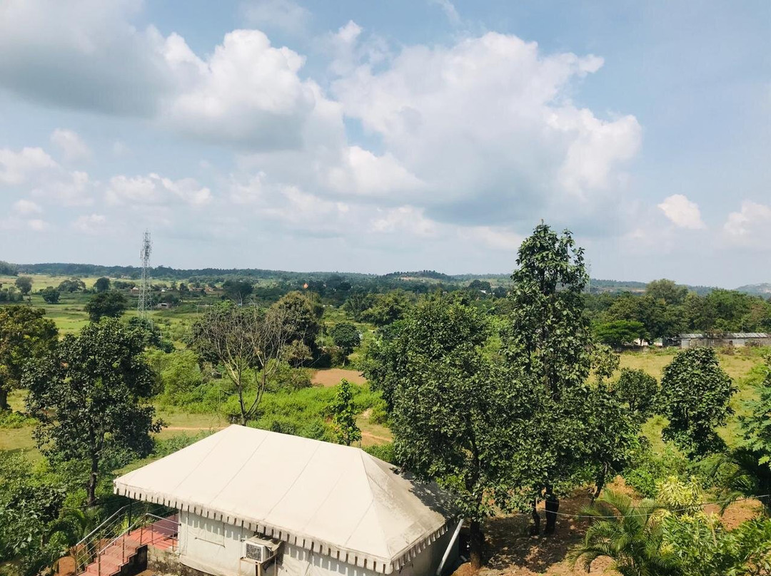 Akash Hilltop Resort主图