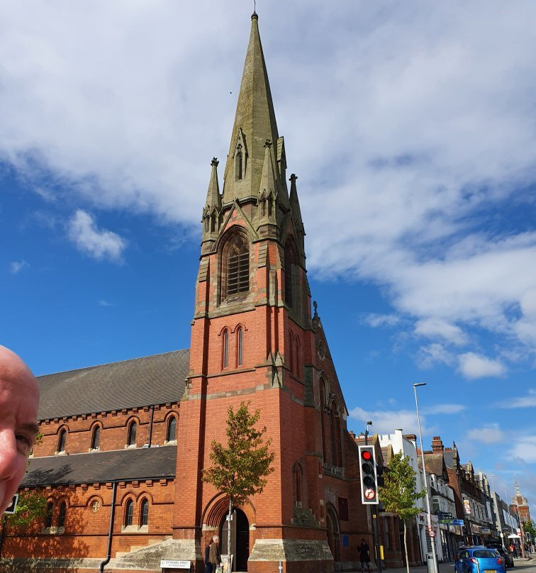 Catholic Church Of Saint Michael And The Holy Angels景点图片