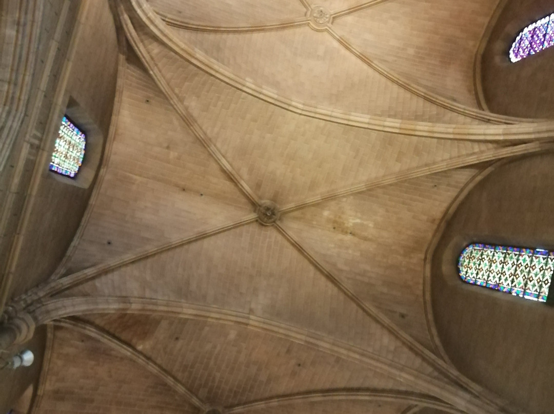 Iglesia de la Asuncion-Torrelavega必去景点
