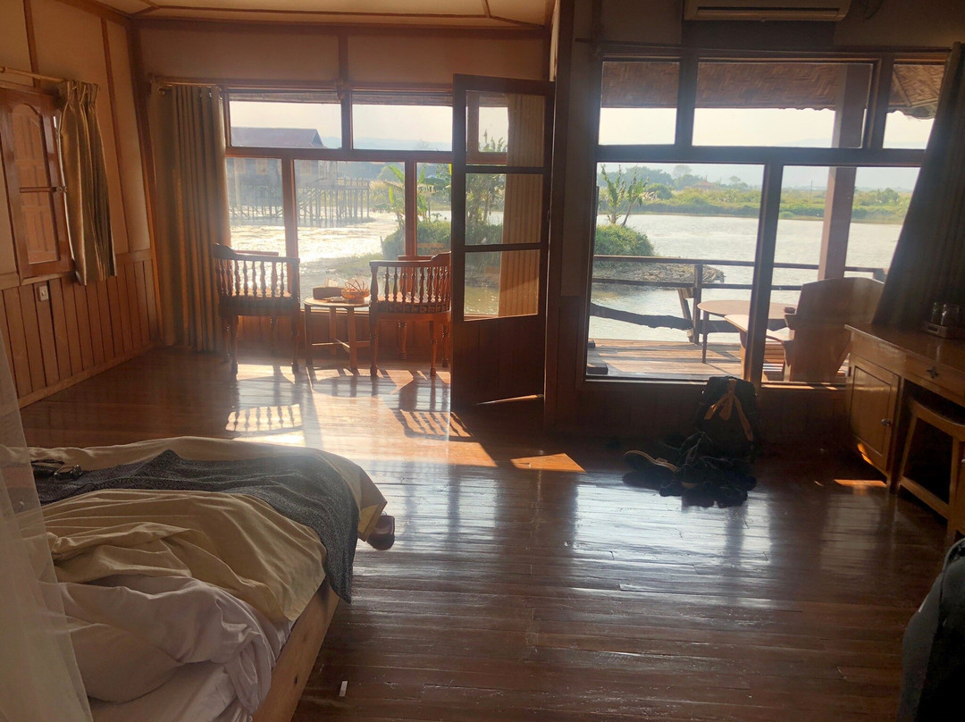 丹瑞临屋区流动度假村酒店主图