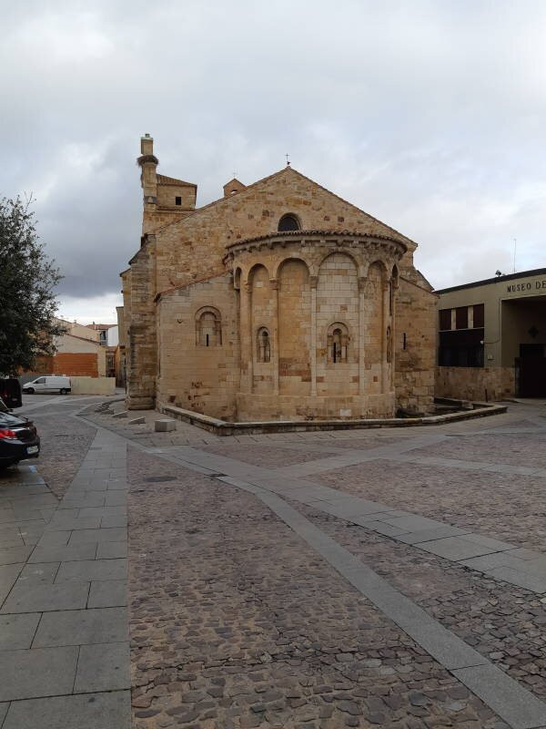 Iglesia Santa Maria la Nueva景点图片