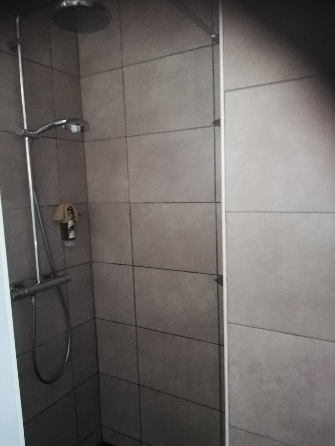 Logis Hôtel Au Tambour酒店-浴室